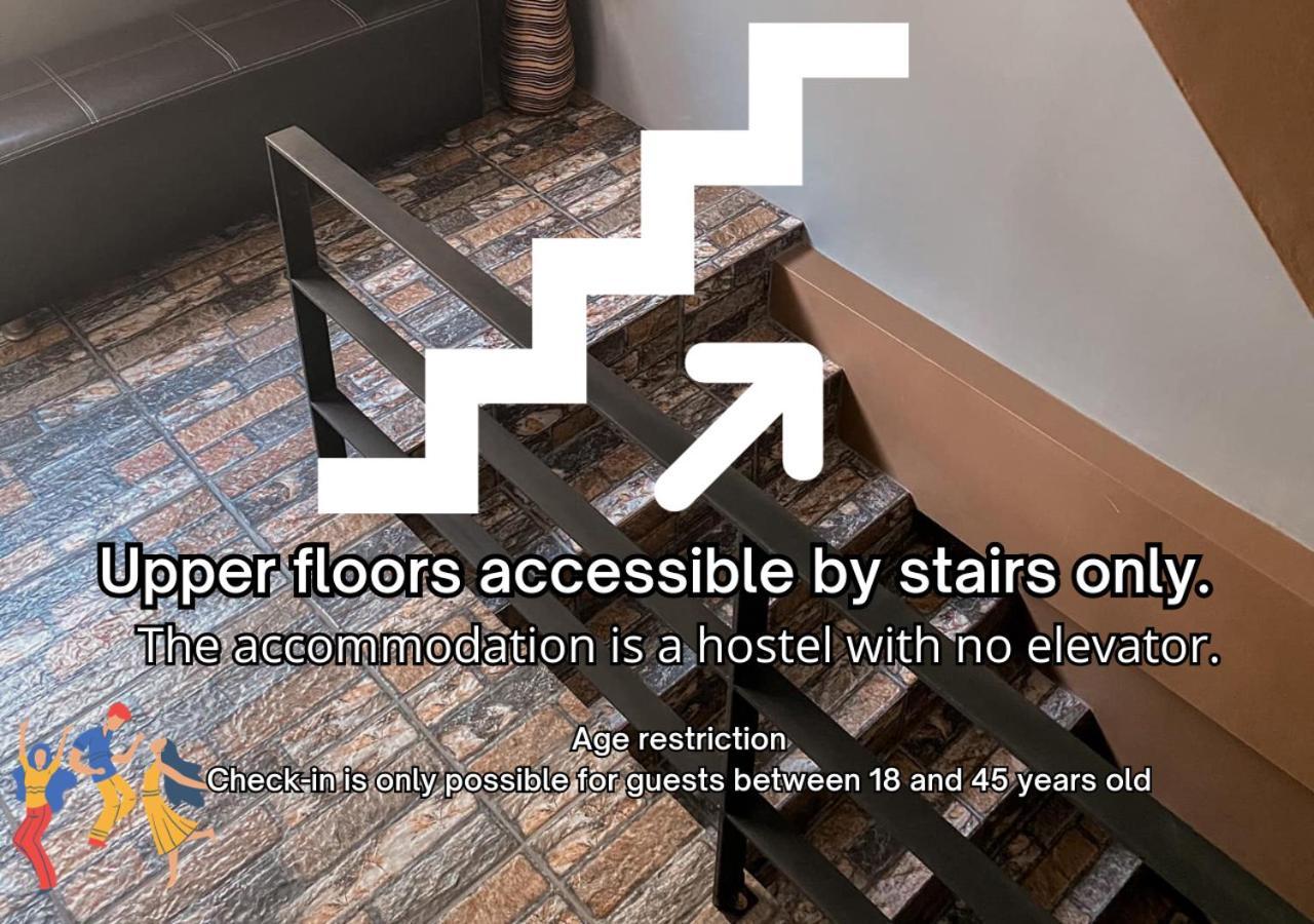 Varietyd-Dayhostel Huahin Екстериор снимка