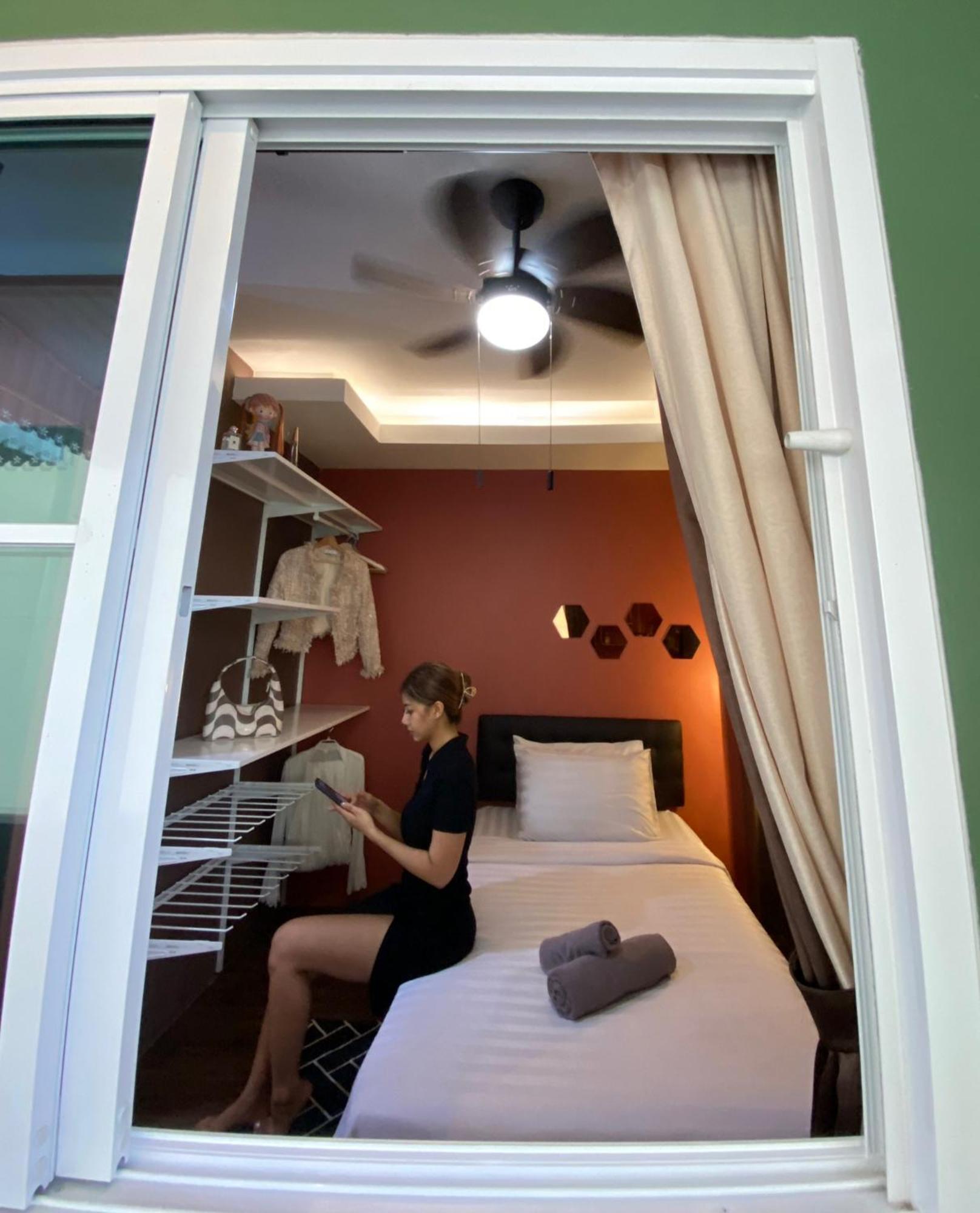 Varietyd-Dayhostel Huahin Екстериор снимка