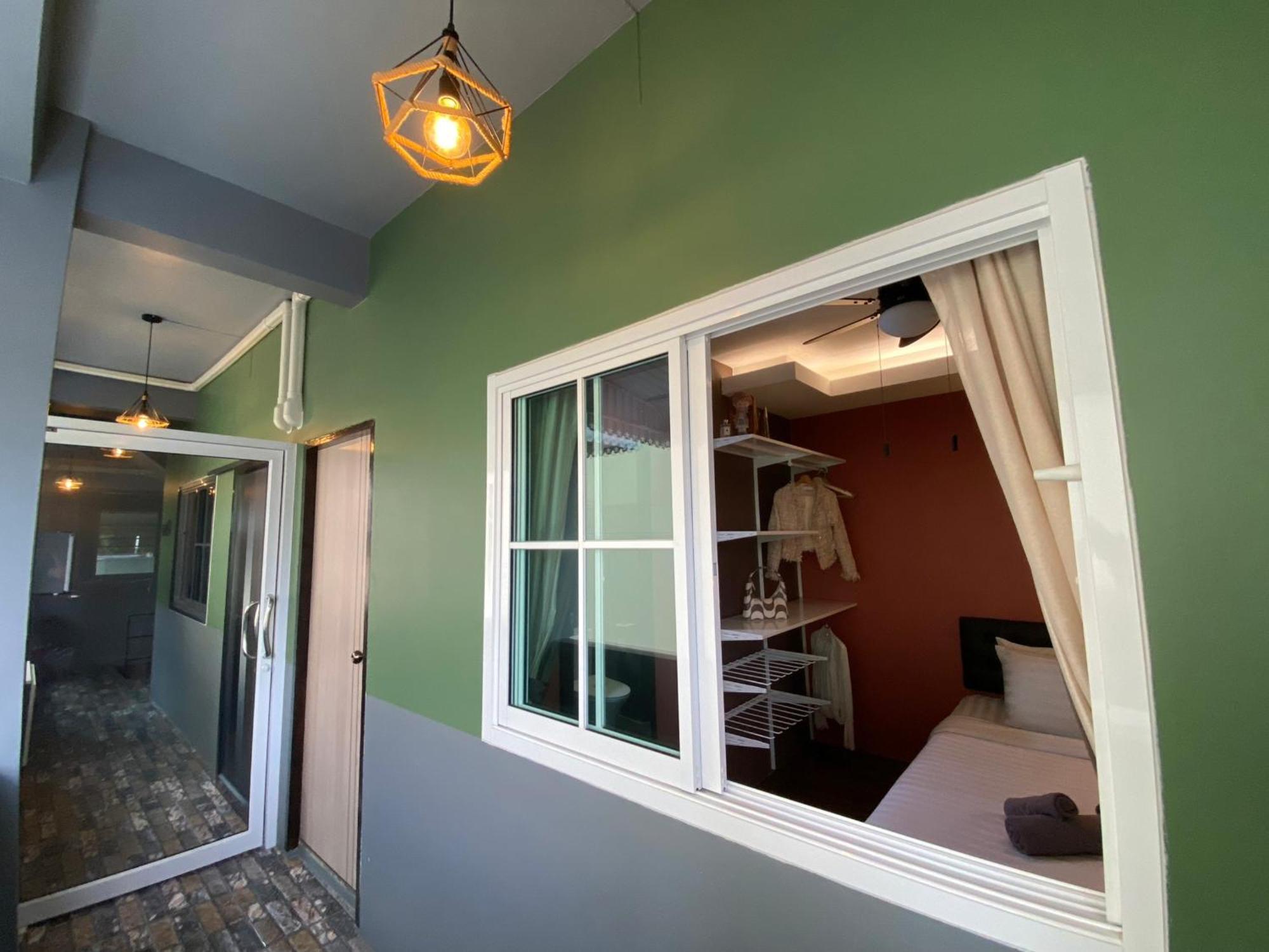 Varietyd-Dayhostel Huahin Екстериор снимка